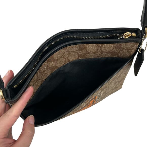 Coach File Crossbody in Signature Canvas Black Leather with Vandal Gummy Bear - Picture 5 of 10